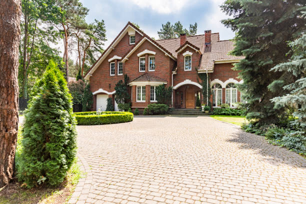 Best Professional Driveway Pavers  in Four Corners, MD